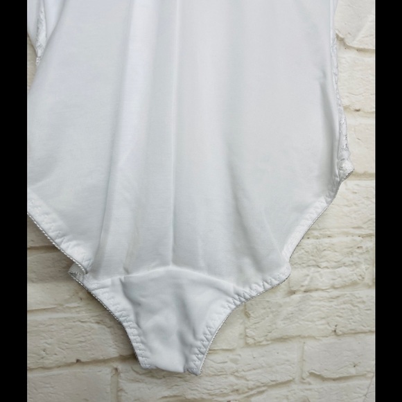 White Lace Shapewear Bodysuit sz 36,38, 40, NWT - Picture 7 of 16